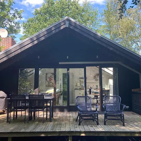 Cozy Small House Close To